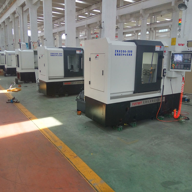 整裝(zhuāng)待發的印度出口(kǒu)zk8206-600銑打機