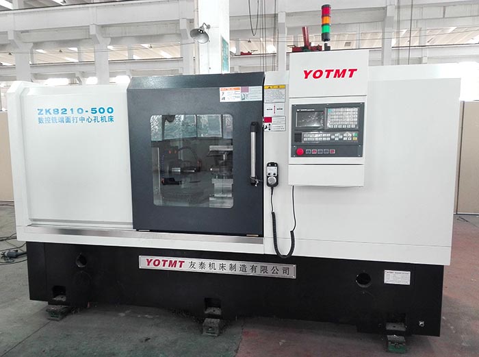 電動三輪(lún)車後橋數控專(zhuān)用機床正面圖(tu)