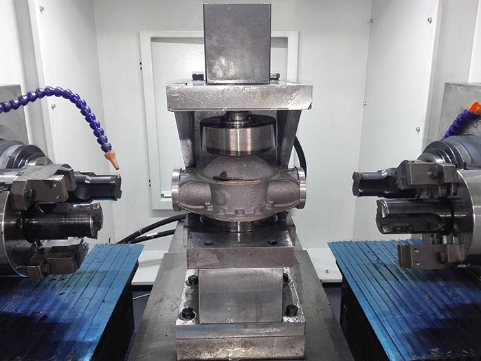 電動三輪車後(hòu)橋數控專用機(ji)床細節圖2